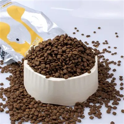 อาหารแห้งแมวสำหรับผู้ใหญ่